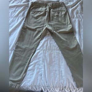 J. Crew mens 484 broken in chino- tan 31/30